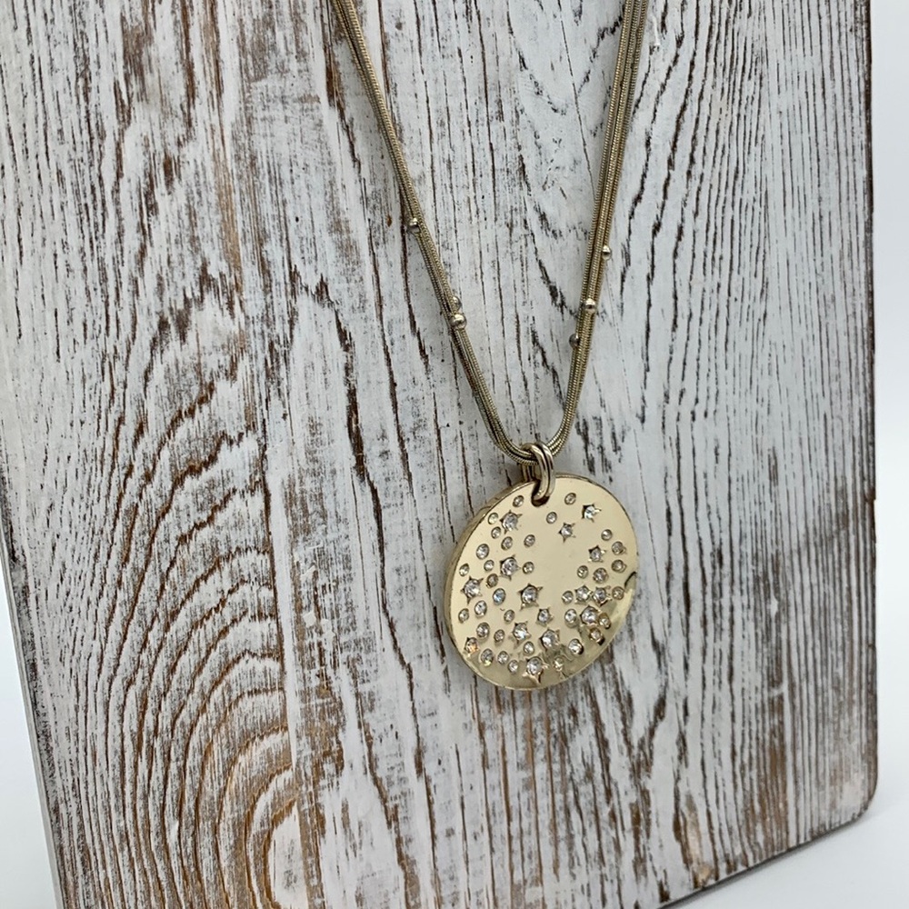 🌟 A stunning and sparkly White House Black Market necklace! 🌟 - Picture 4 of 8